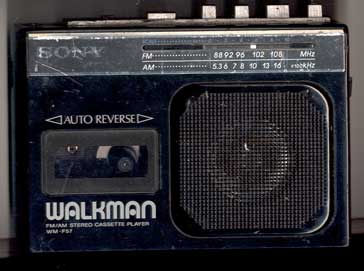 File:Vintage Sony Walkman, FM-AM Stereo Cassette Player, Model WM-F77, Made  In Japan, Circa 1986 (44032204520).jpg - Wikipedia